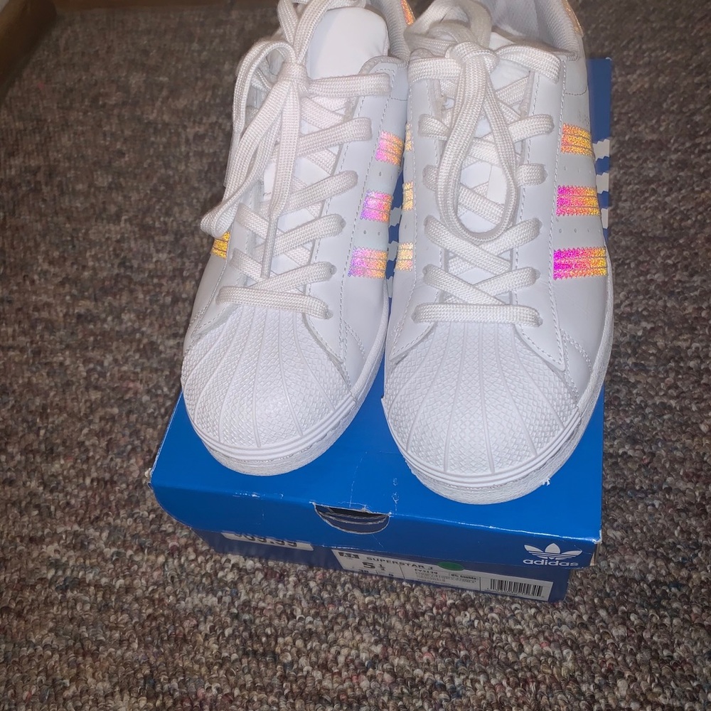 Adidas “superstar” - Picture 2 of 6